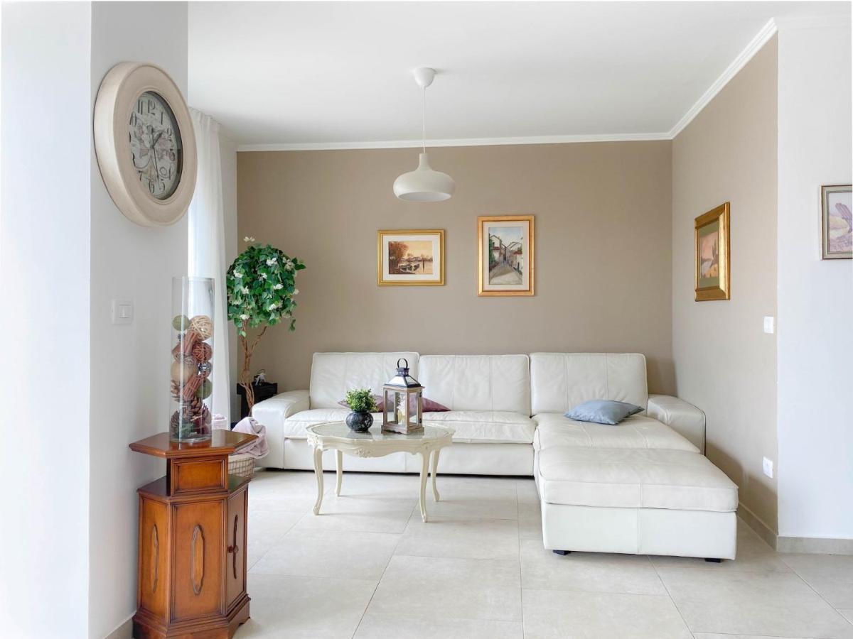 Bužinija Casa Hana מראה חיצוני תמונה